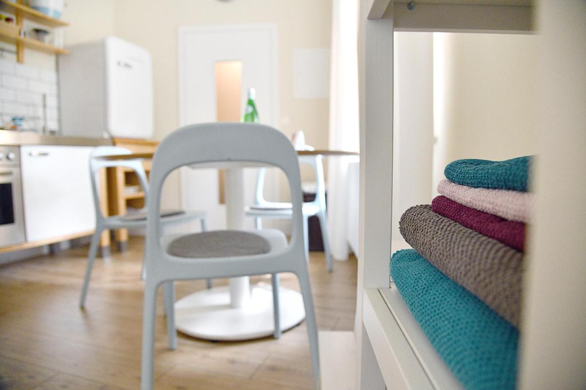 JETHON Studio-Appartement im Grünen Bernburg Esterno foto