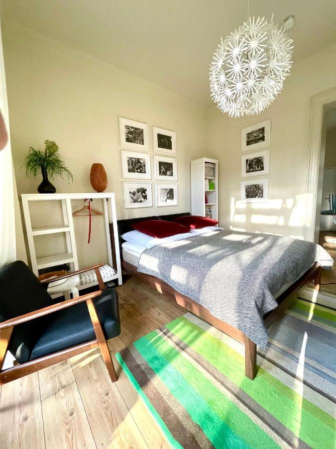 JETHON Studio-Appartement im Grünen Bernburg Esterno foto